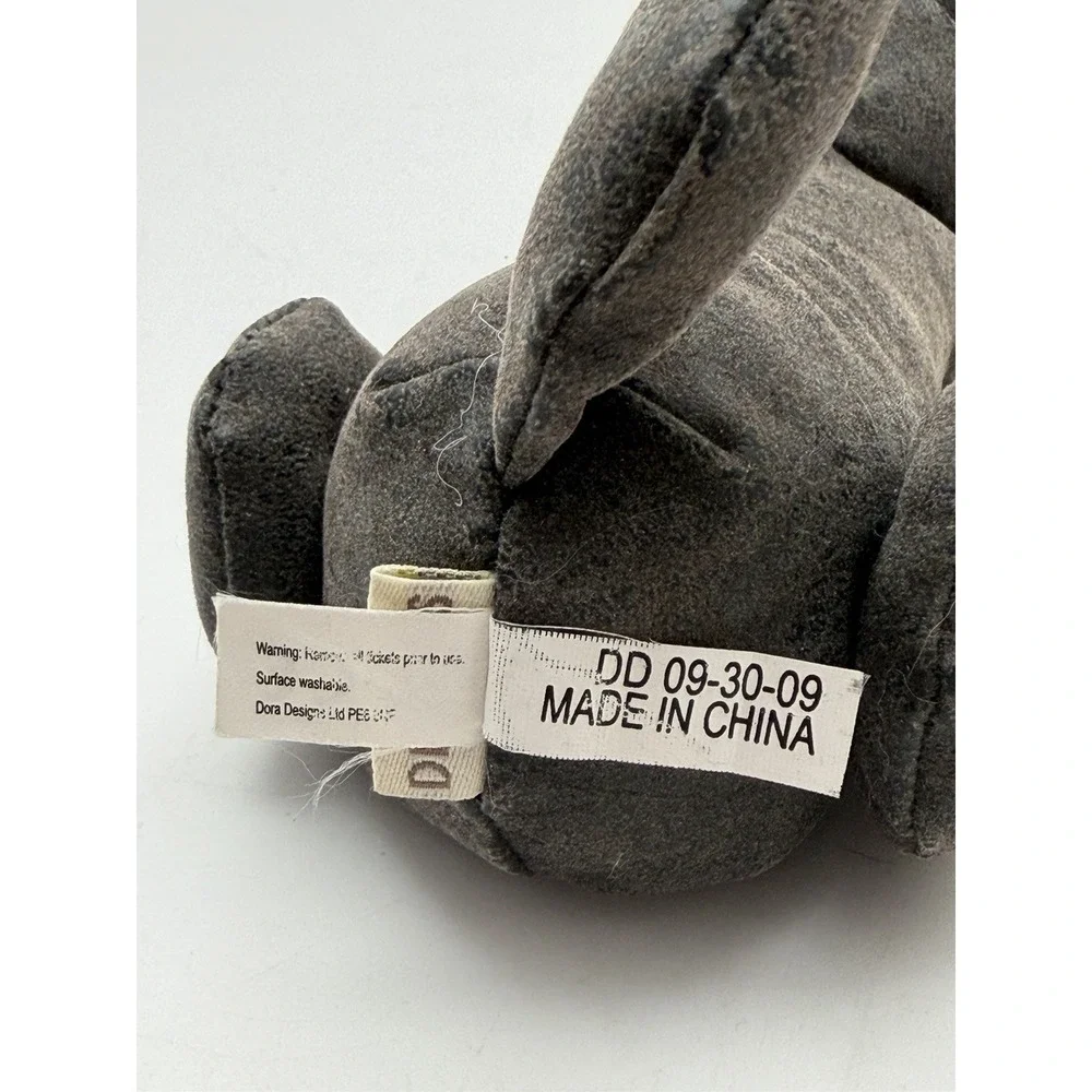 Dora Designs Cat Suede‎ Paperweight Dark Gray